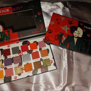 Villains Disney Cruella DeVille 18 Shade Eyeshadow Palette NEW